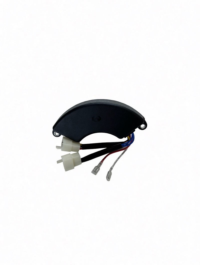 Регулятор напряжения генератора Loncin LCD6500D-A,LC8000D-AS,LCD7500D/660150137-0001